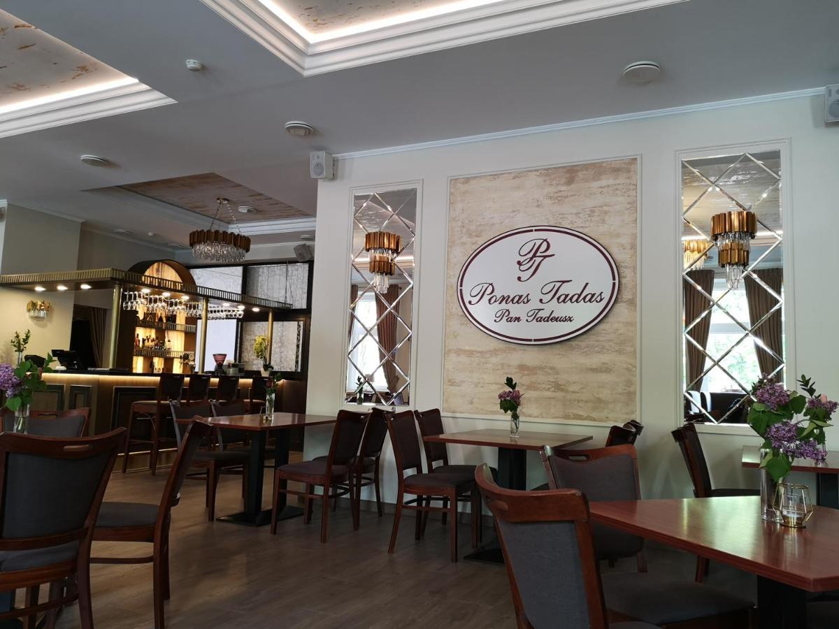 Pan Tadeusz Hotel วิลนีอุส ภายนอก รูปภาพ