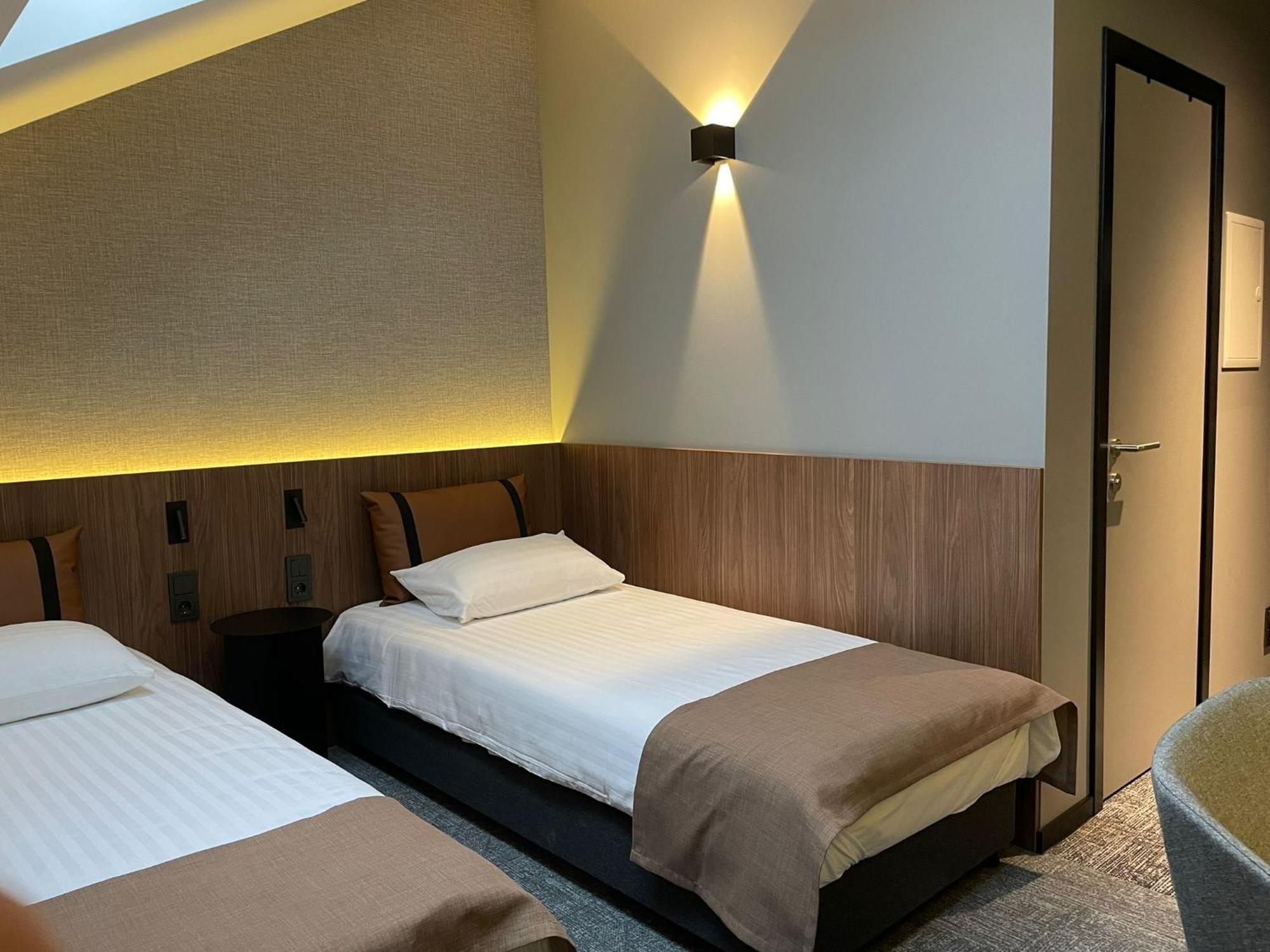 Pan Tadeusz Hotel วิลนีอุส ภายนอก รูปภาพ