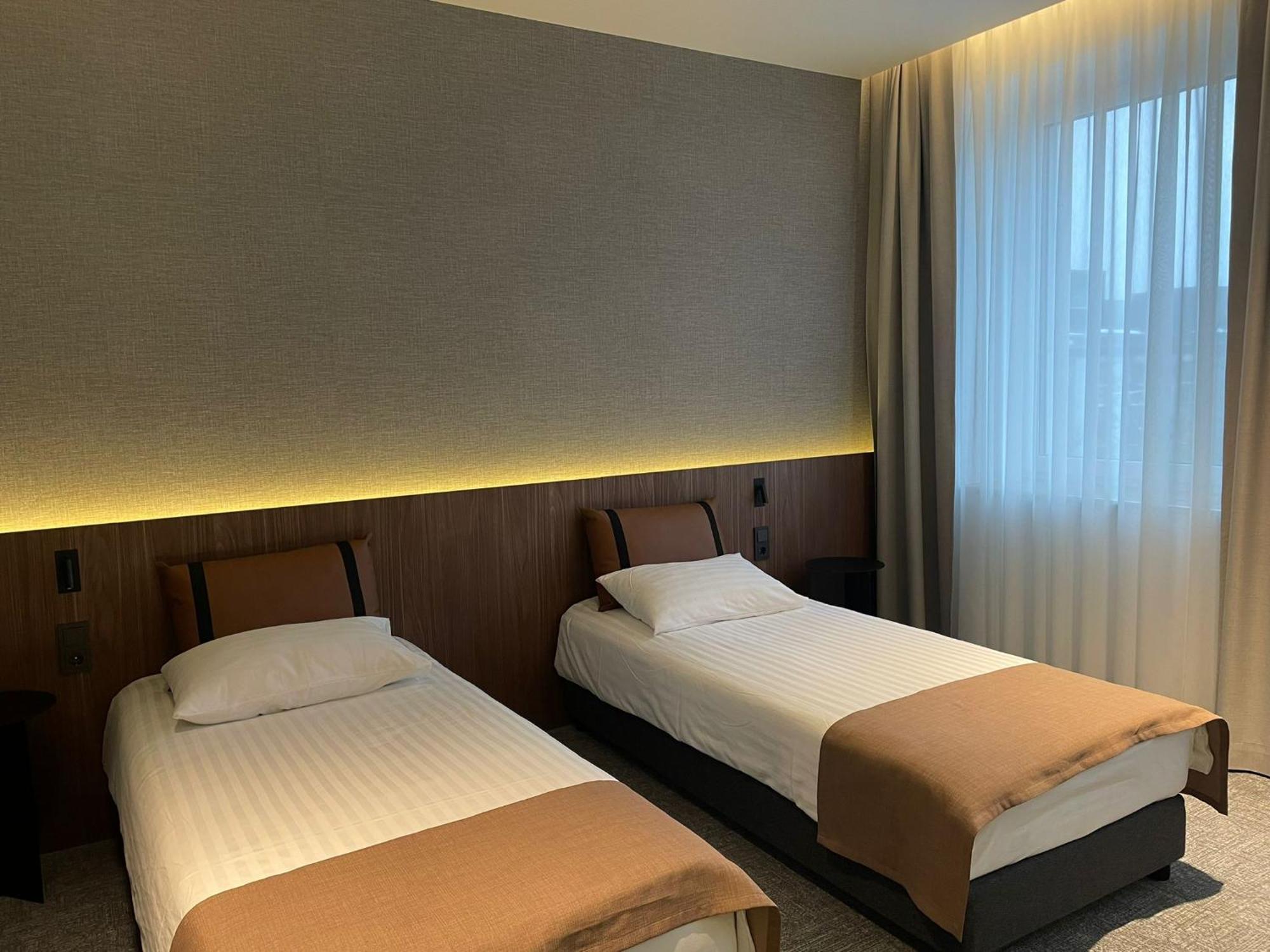 Pan Tadeusz Hotel วิลนีอุส ภายนอก รูปภาพ