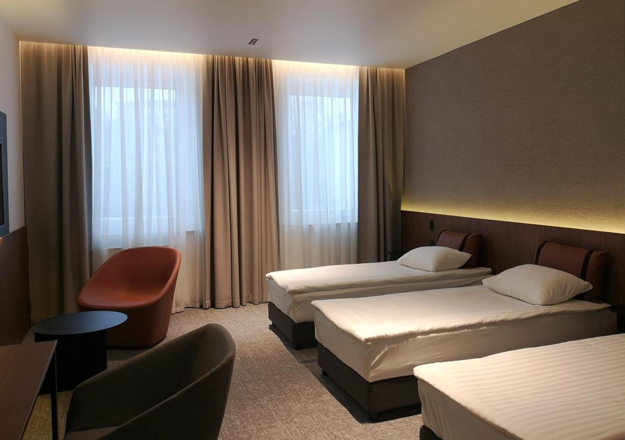Pan Tadeusz Hotel วิลนีอุส ภายนอก รูปภาพ