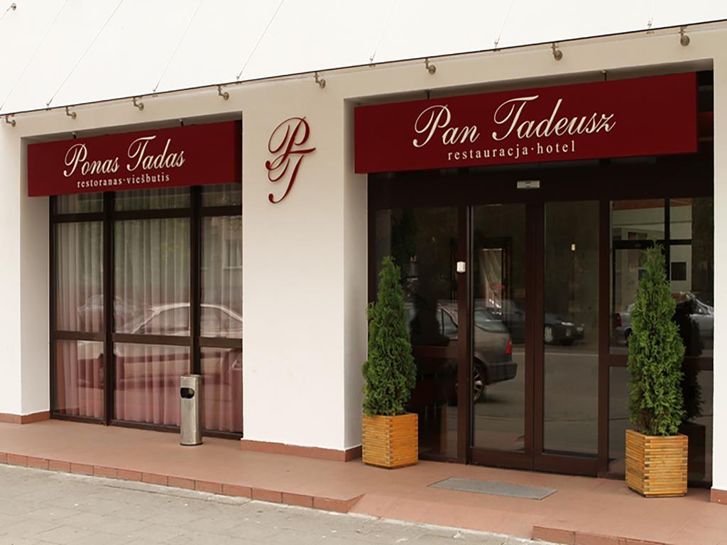 Pan Tadeusz Hotel วิลนีอุส ภายนอก รูปภาพ